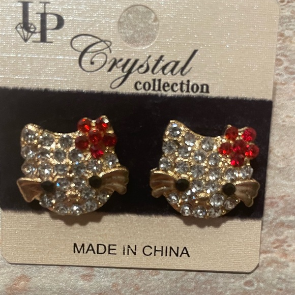 Jewelry - Hello Kitty, bling pierced earrings